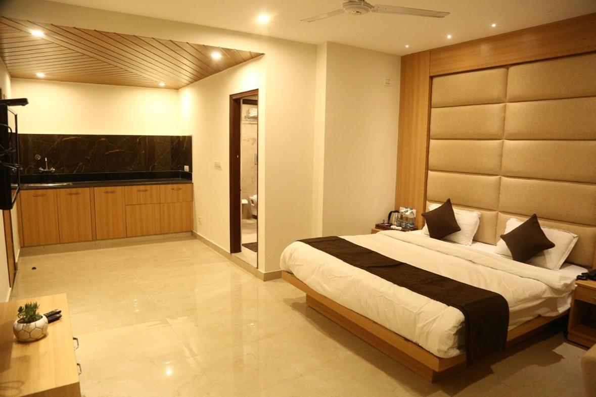 Shining Hills Otel Mussoorie Dış mekan fotoğraf