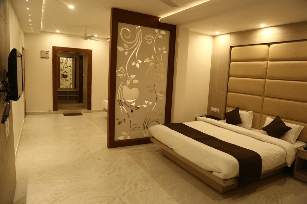 Shining Hills Otel Mussoorie Dış mekan fotoğraf